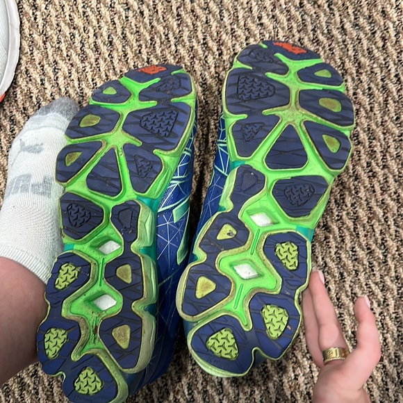 Men’s new balance green and blue sneakers - Picture 6 of 6